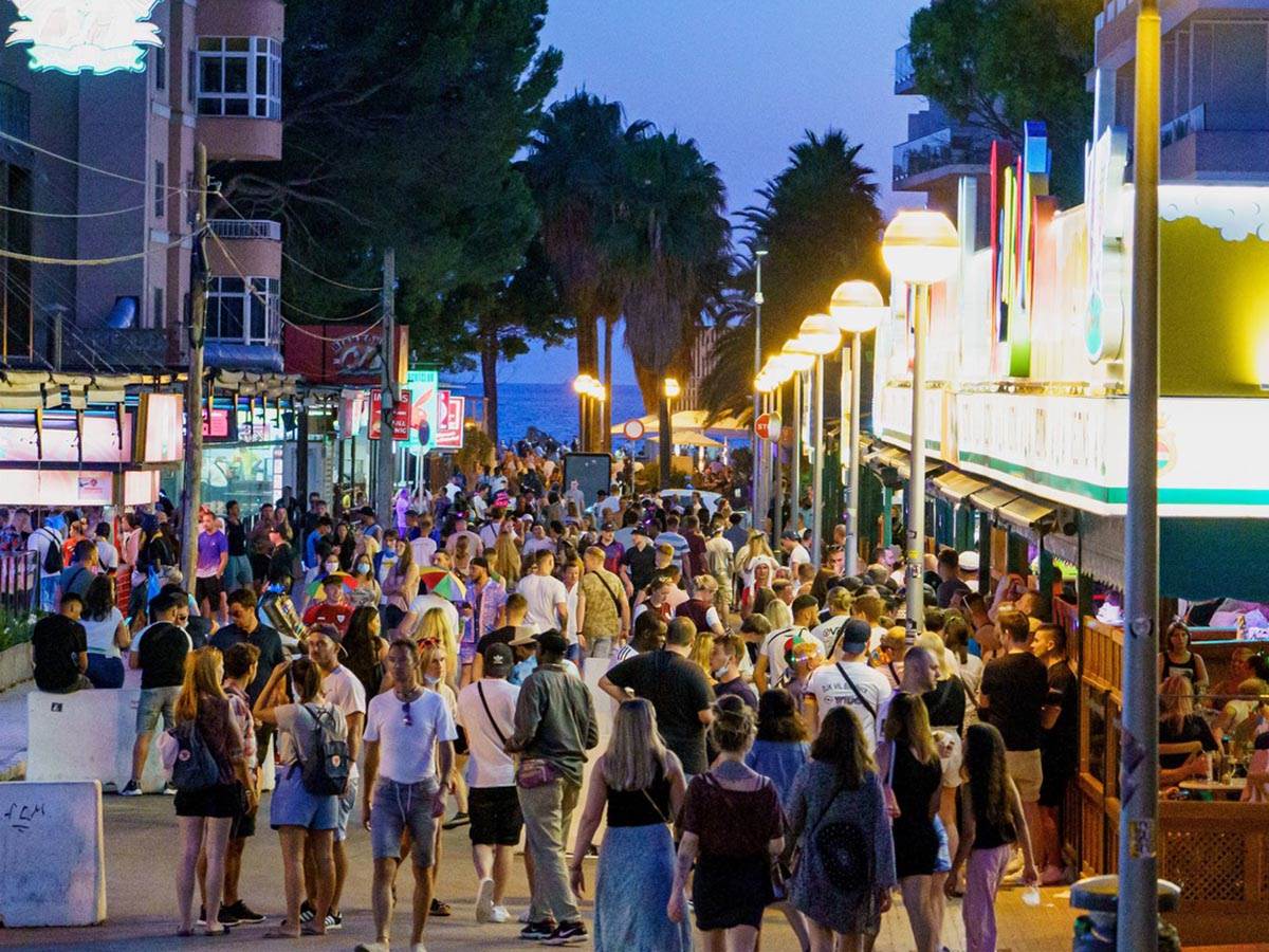  Problem zbog alkohol turizma na Palma de Majorci 