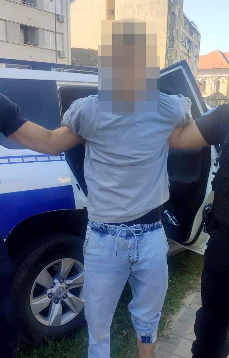 Mladić u Novom Sadu naoružan pretio da će ubiti bivšu devojku pa sebe 