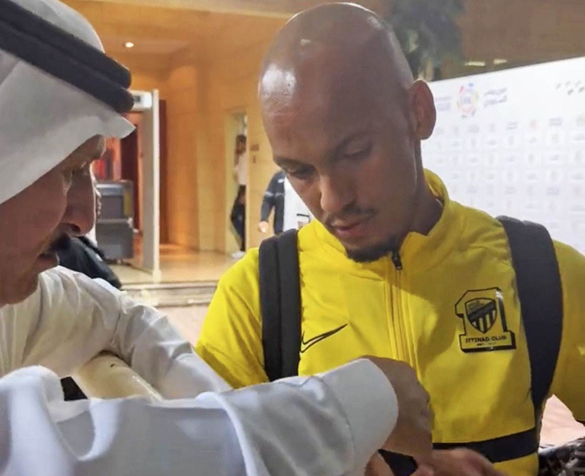  Navijač poklonio Fabinju Roleks posle utakmice u Saudijskoj Arabiji 