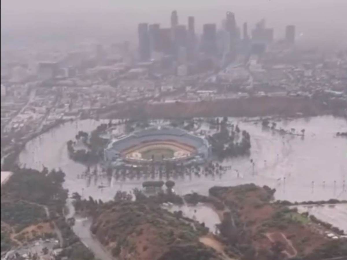  Oluja Hilari potopila stadion Los Anđeles Dodžersa 