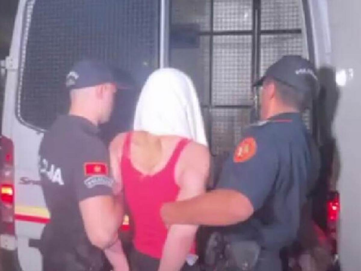  Hapšenje Katarine Baćović zbog kopanja tunela u Crnoj Gori 