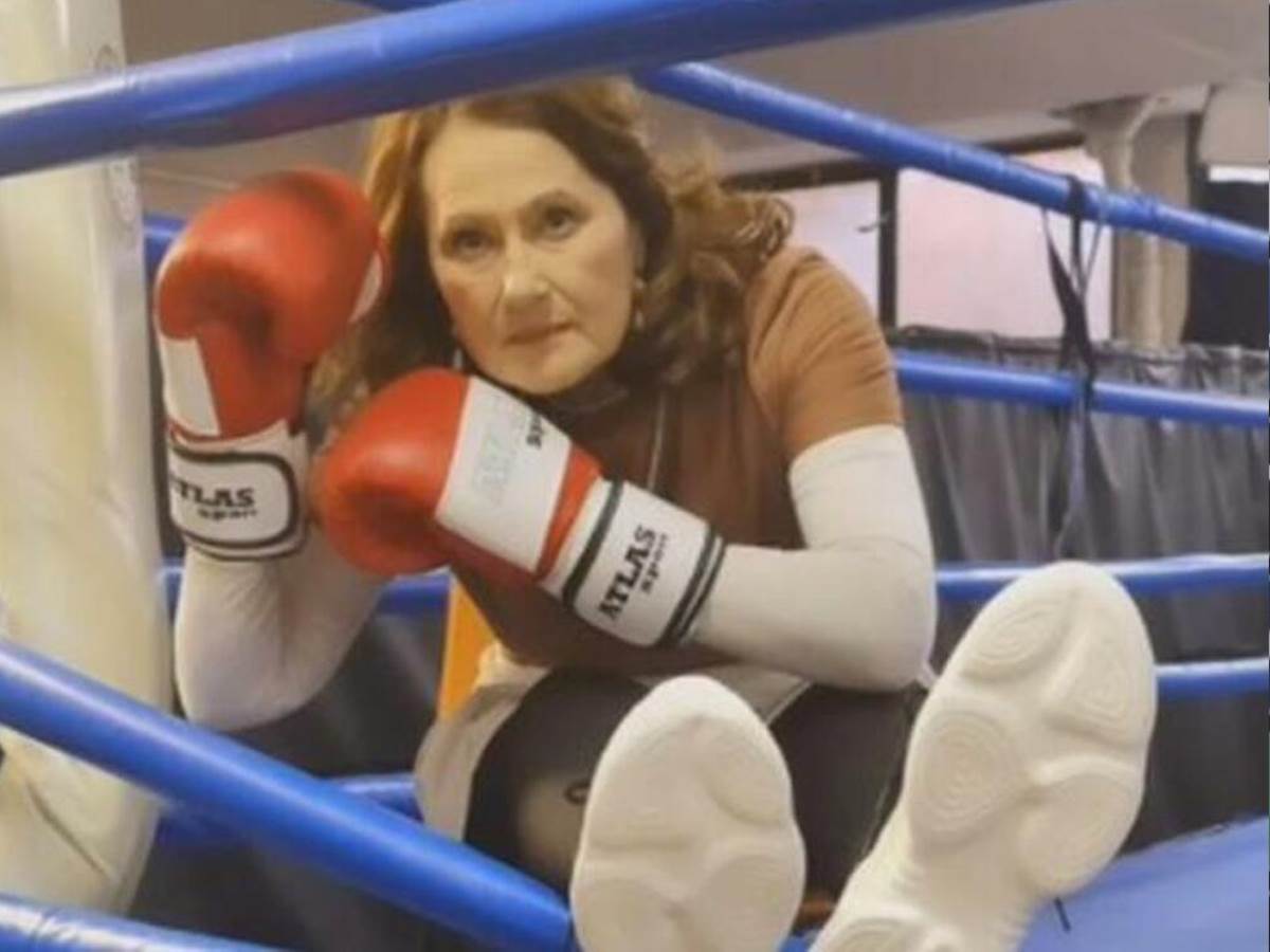  Danica Ristovski se slikala sa bokserskim rukavicama 