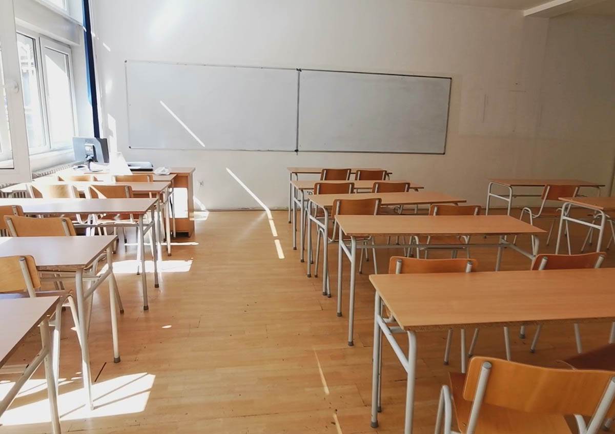  Učenik škole u Subotici pretio da će pobiti ceo razred 