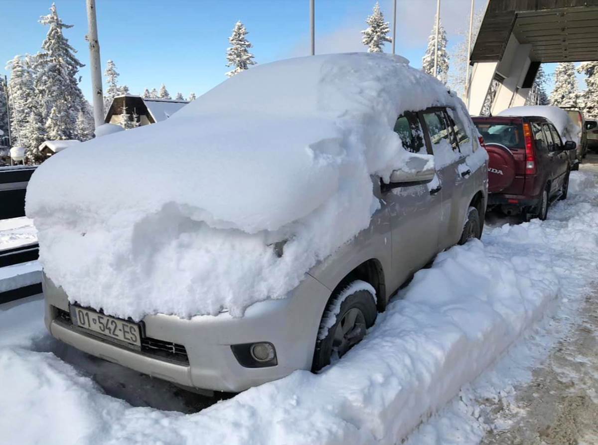  Sneg u Bugarskoj, poginule 2 osobe 
