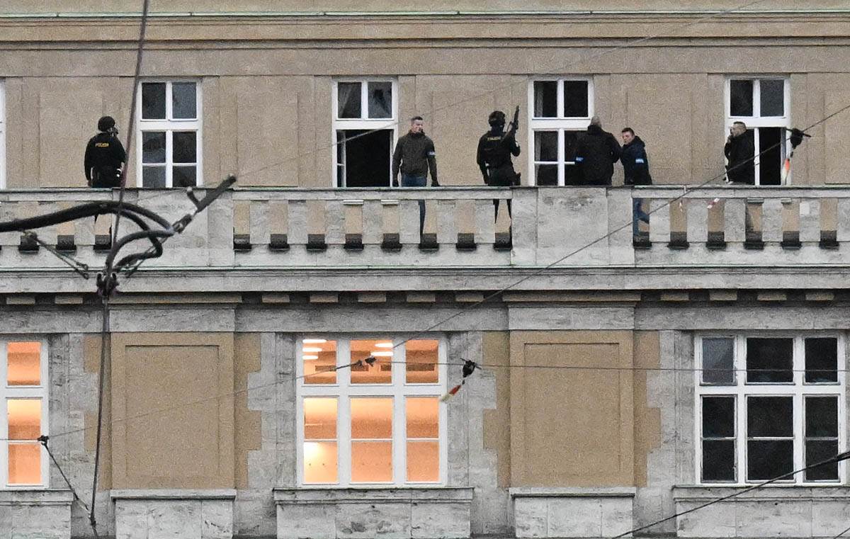  Snimak posle pucnjave u centru Praga 