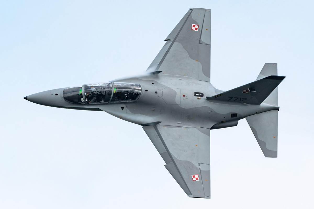  Poljska podigla borbene avione 