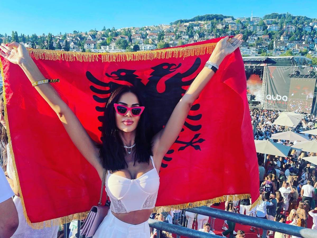  Albanka Erjona Sulejmani ostavila fudbalera jer je loš u krevetu 