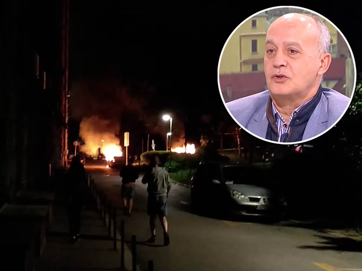  Aleksandar Seničić zapalen auto policijski gore kola  protesti skupština 