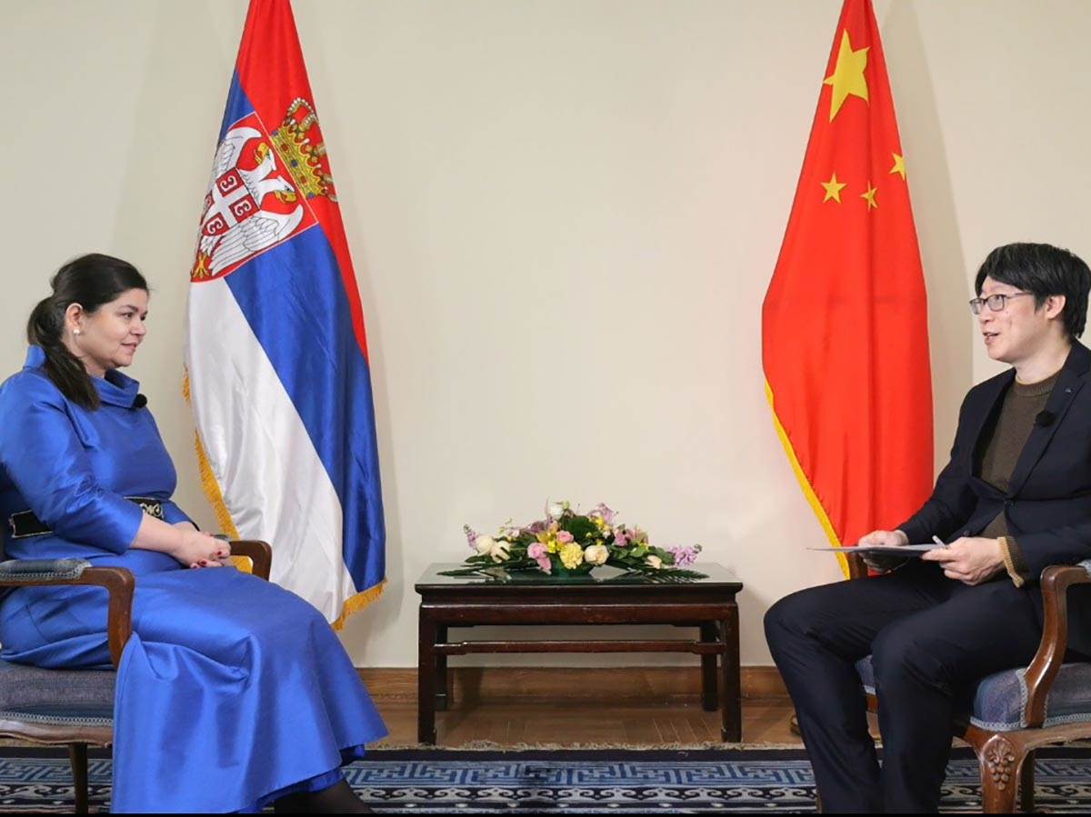  Ambasadorka Srbije: Dva zasedanja formulišu dalji razvoj Kine, a utiču i na čitav svet 