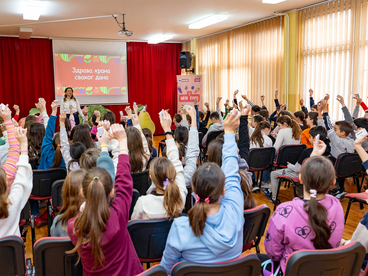  MAXI edukativni karavan „Zdrava hrana svakog dana“ obišao 100 škola u Srbiji  