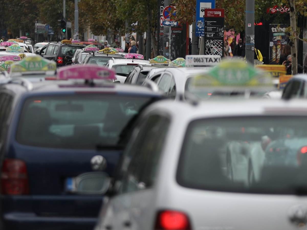  Taksi vozila u Beogradu moraće da budu bele boje 