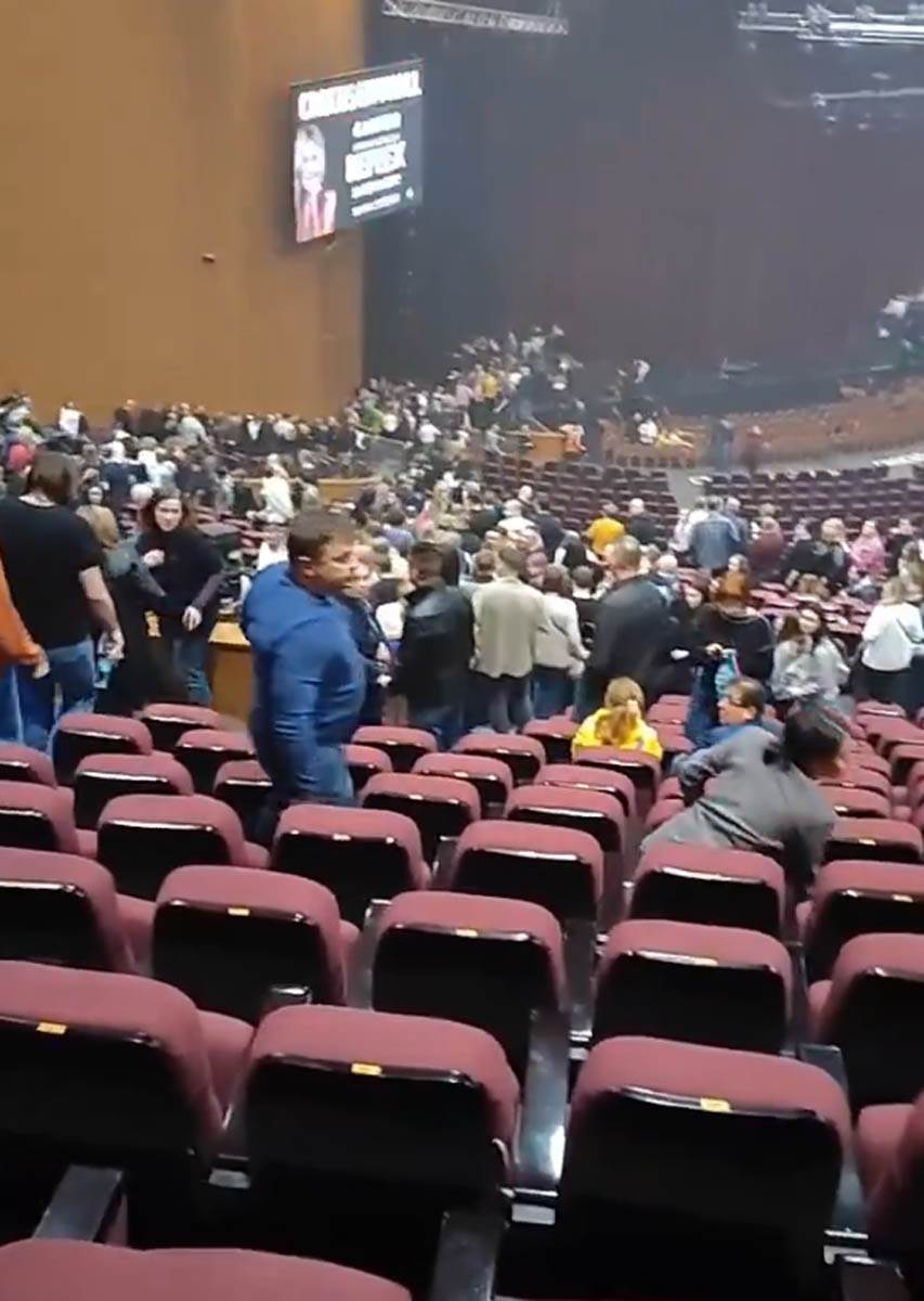  Ubijeno 40 osoba u koncertnoj dvorani u Moskvi 