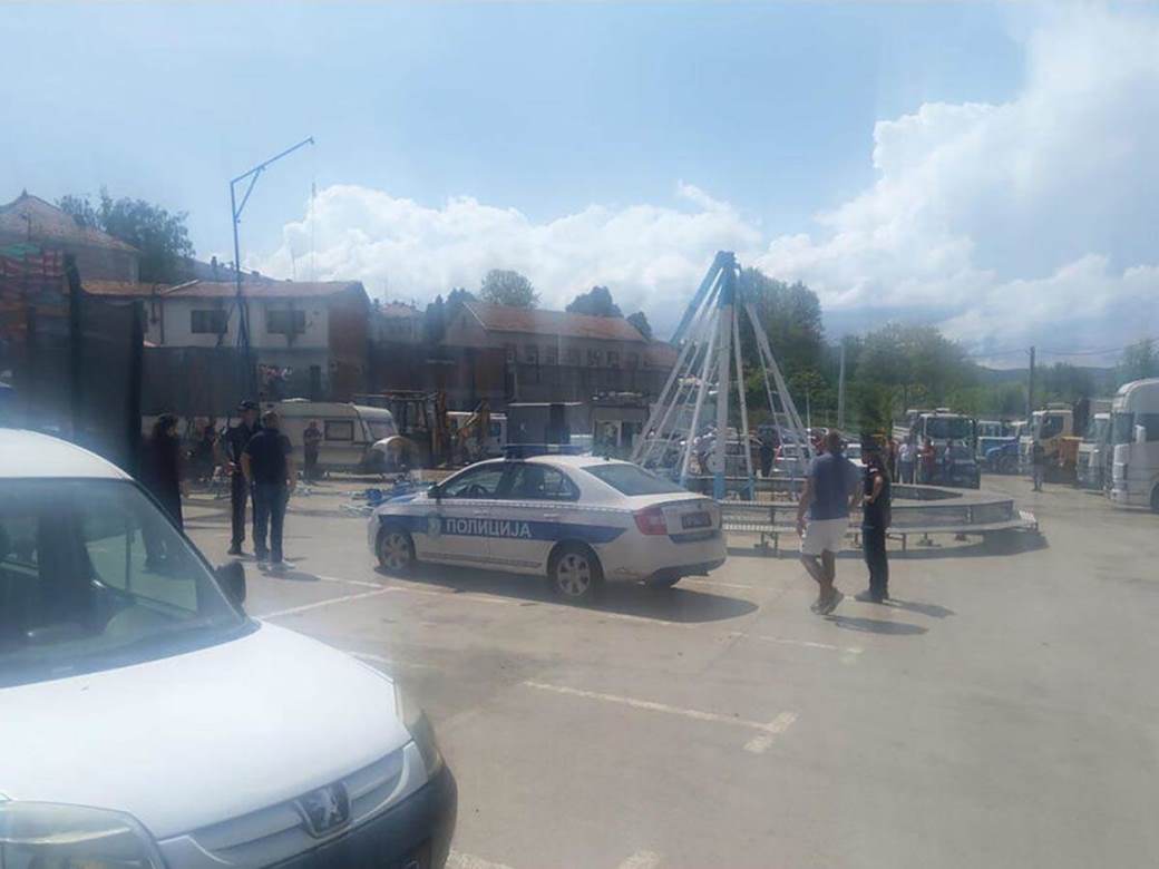  Jedno dete u komi nakon pada ringišpila u Kuršumliji 