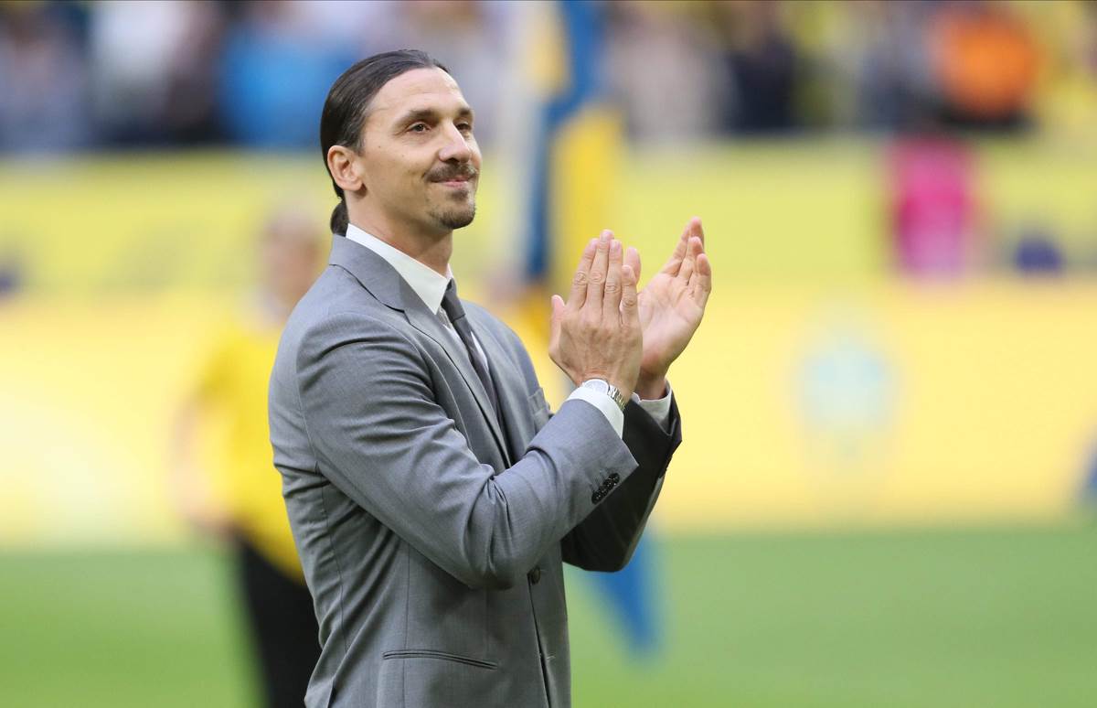  Navijači Srbije nisu pozdravili Zlatana Ibrahimovića video 