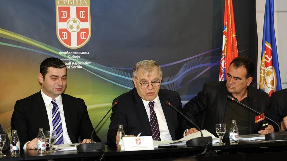  Tomislav Karadžić ima podršku istočne Srbije 