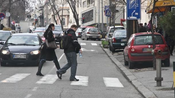  Novosadska policija "ojadila" pešake 