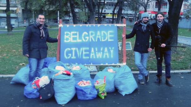  MONDO: Ovako mladi iz Beograda pomažu sirotinji 