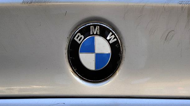  Oduzeti BMW, vektra i jaguar za kojima traga Interpol 