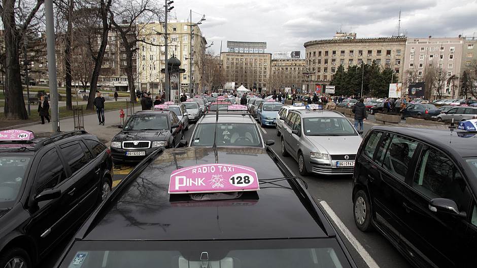  Protestovali taksisti u Beogradu 