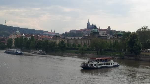  Svet - Češka - Rusija - Prag poziva na konsultacije  