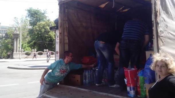  Stiglo 14 kamiona pomoći iz Slovenije  