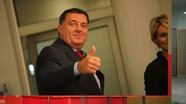  Dodik: Papine poruke u funkciji farse o Sarajevu  