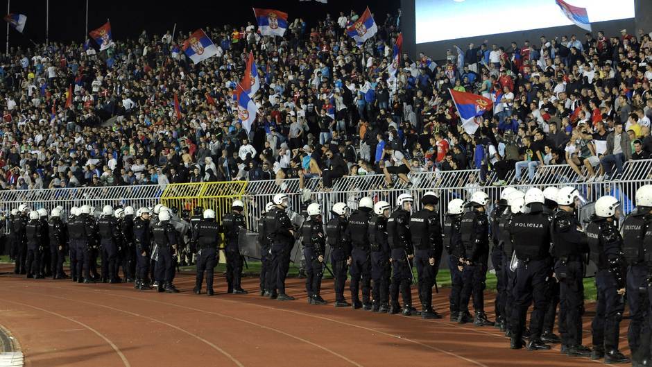 Odgovor policije Fudbalskom savezu Srbije: Sramno, licemeri! 