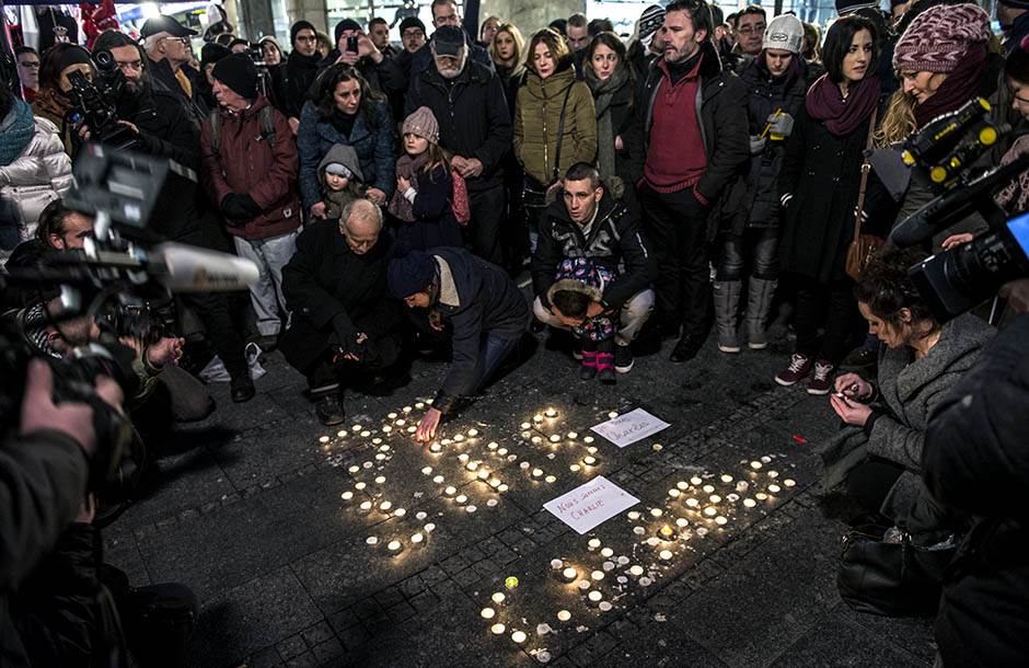  Danas u Beogradu: Skup solidarnosti s Francuskom  