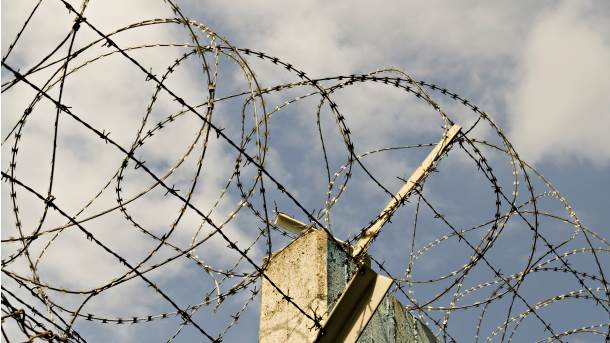   Četiri osobe optužene za ratne zločine u zatvoru u Bileći 