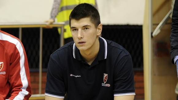  Luka Mitrović povreda: Nisu pokidani ligamenti čašice 