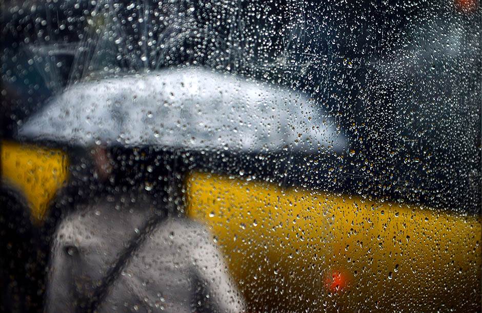  Kiša u Beogradu usporila saobraćaj 