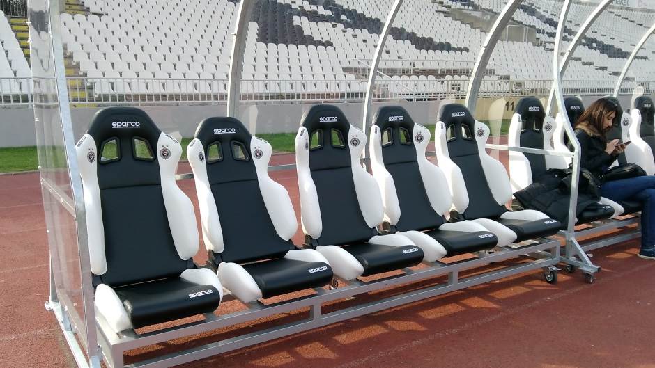  Partizan pred Novi Pazar, nove stolice u Humskoj 