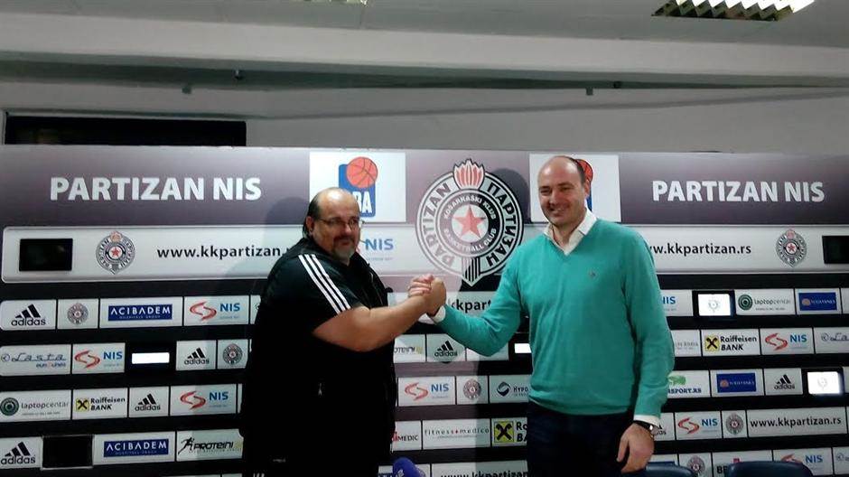  Aleksandar Džikić novi trener Partizana 