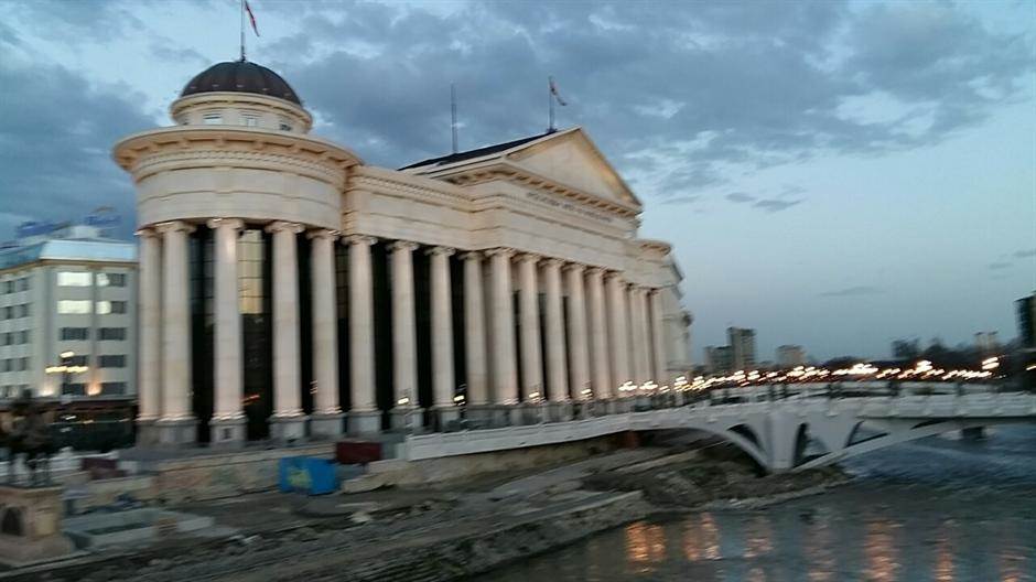  Skoplje - osvanuli spomenici Albancima 