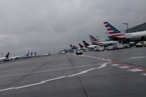  Rusija - evakuacija aerodroma u Rostovu na Donu 