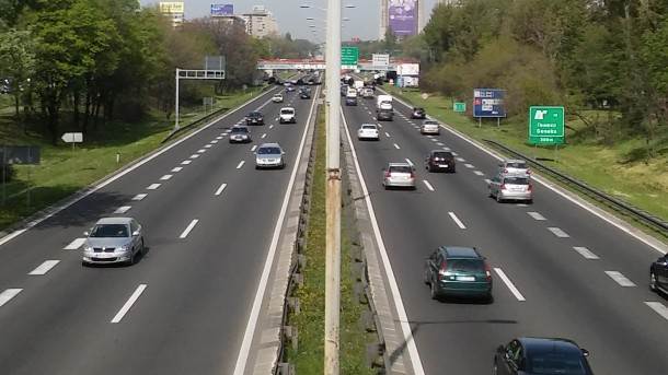  Saobraćajna nesreća na Novom Beogradu lančani sudar kod Geneksa 