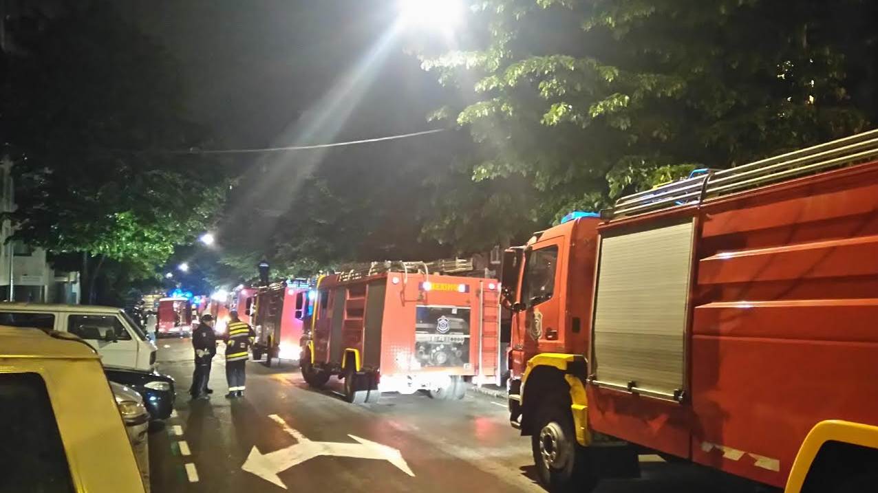 Beograd - požar na Vračaru, muškarac povređen 