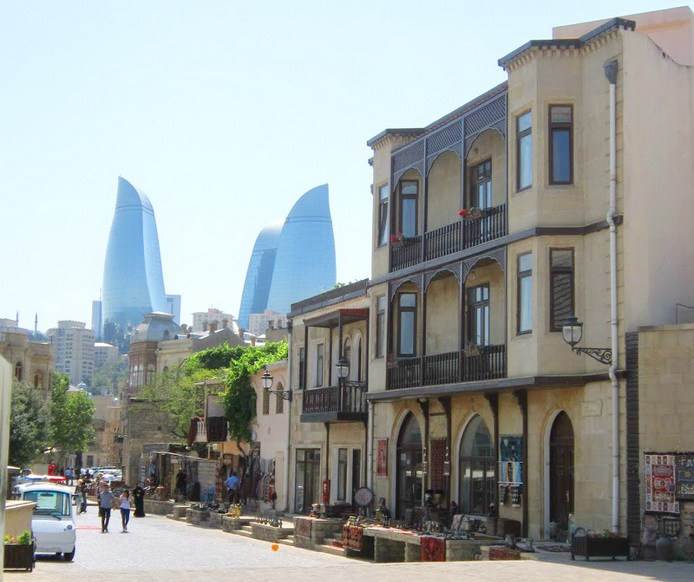  Baku - grad vetra, prestonica vatre 