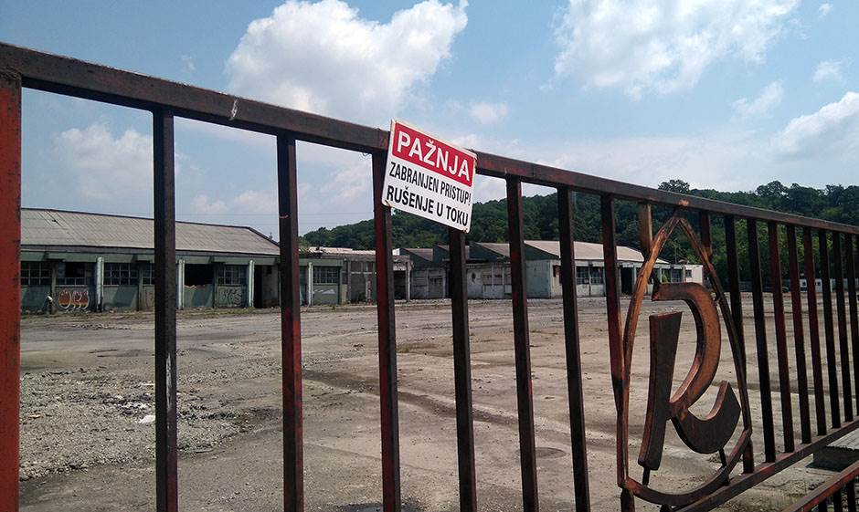  Šopin mol u Rakovici na mestu nekadašnje fabrike Rekord 