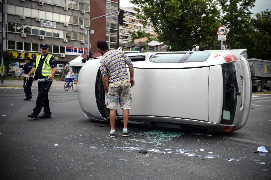  Saobraćajne nesreće na putevima u Srbiji 