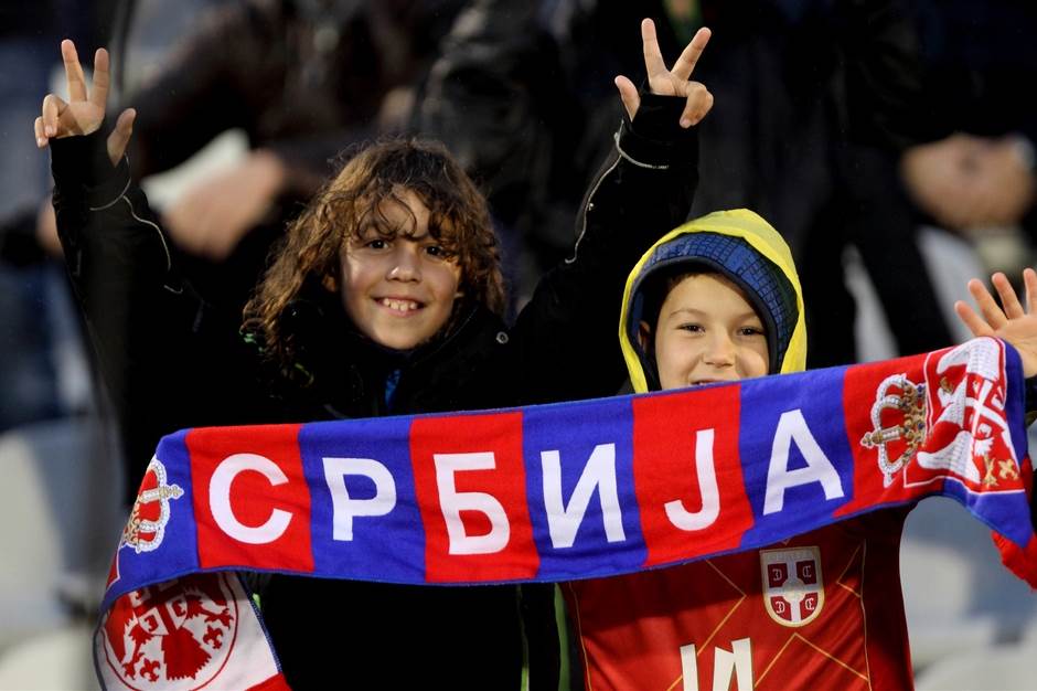  Besplatan ulaz na jug na Srbija - Irska za školarce i mlade fudbalere 