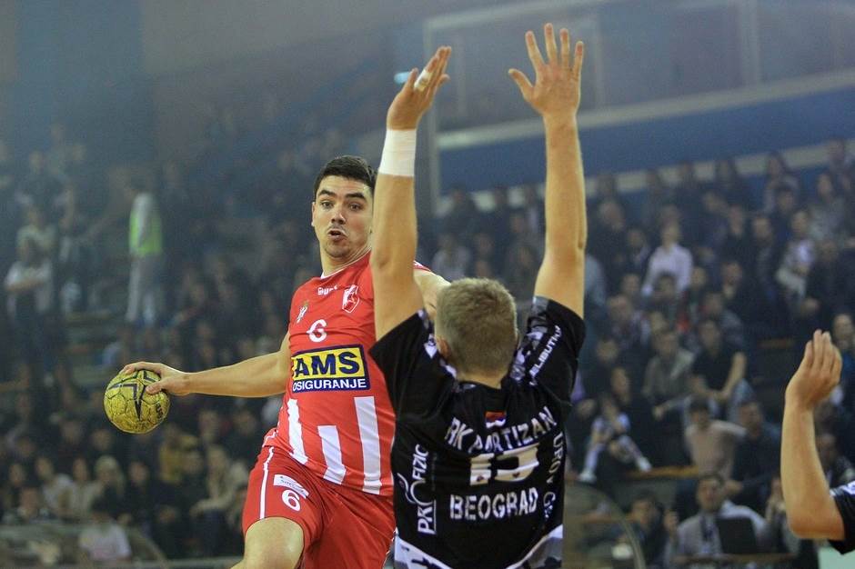  Rukomet 2016-17, večiti derbi, Partizan - Crvena zvezda 33-34 