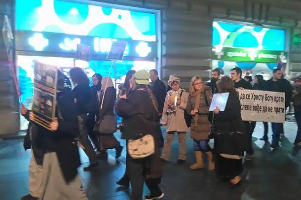 Protest vernika u Beogradu zbog potapanja valjevske Gračanice 