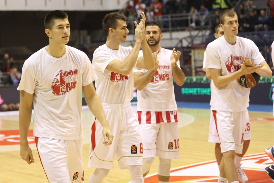 Crvena zvezda - Karpoš: Luka Mitrović povređen 