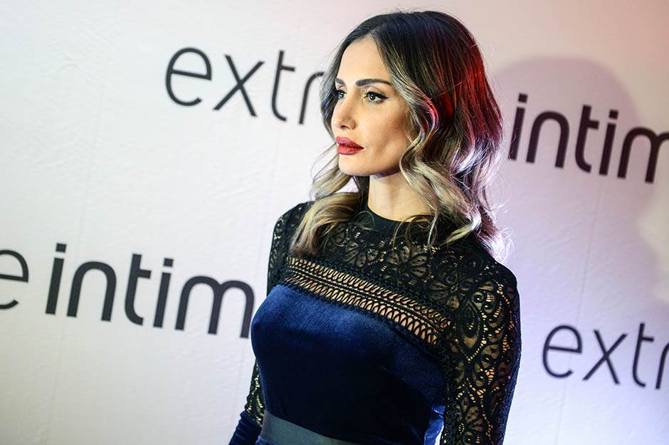  Emina Jahović tužba protiv turske televizije i voditeljki 