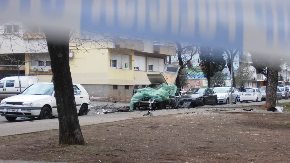  Podgorica: Eksplodirao automobil, mladić poginuo, devojka kritično 