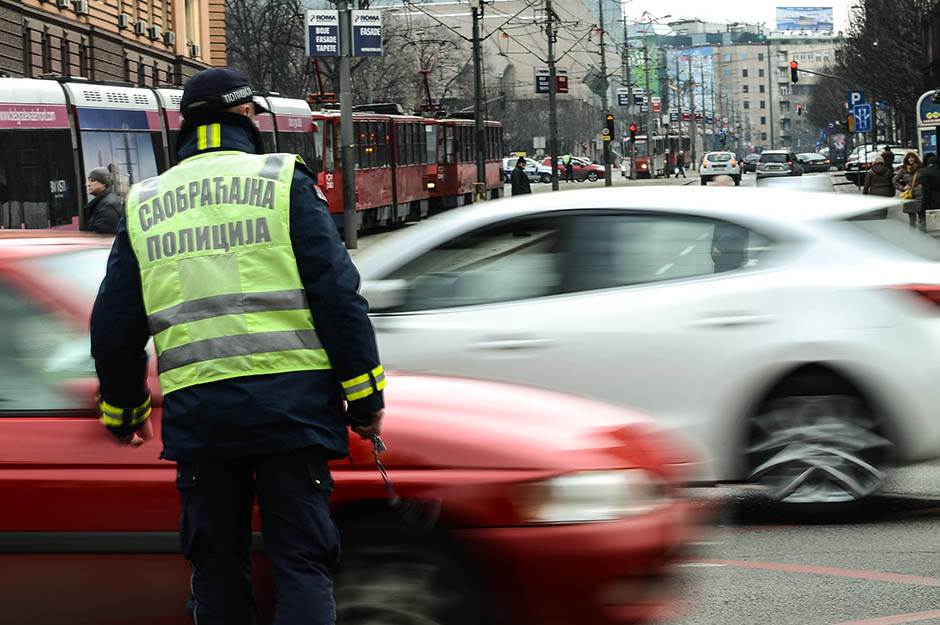  deka vozac 84 prekrsaja smederevo saobracajna policija viber kazna skoro milion 