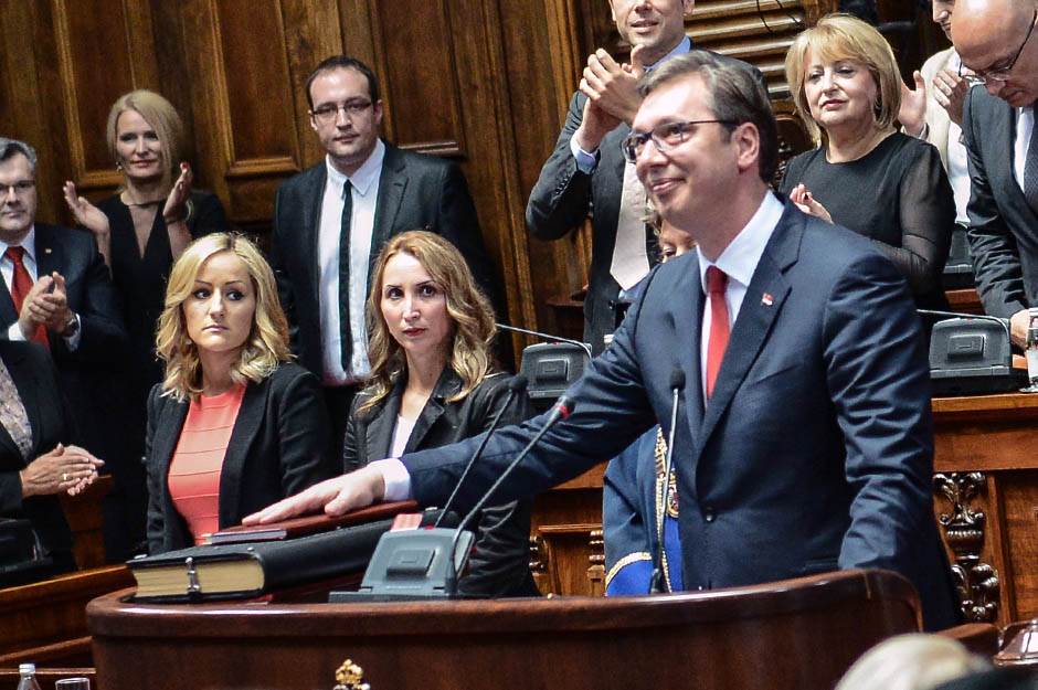  Vučić stupa na predsedničku funkciju 