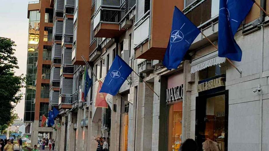  Kazne za ruganje NATO-u u Crnoj Gori do 10.000 evra 