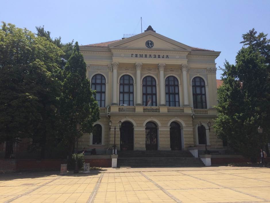  Kragujevačka gimnazija - produžen raspust 